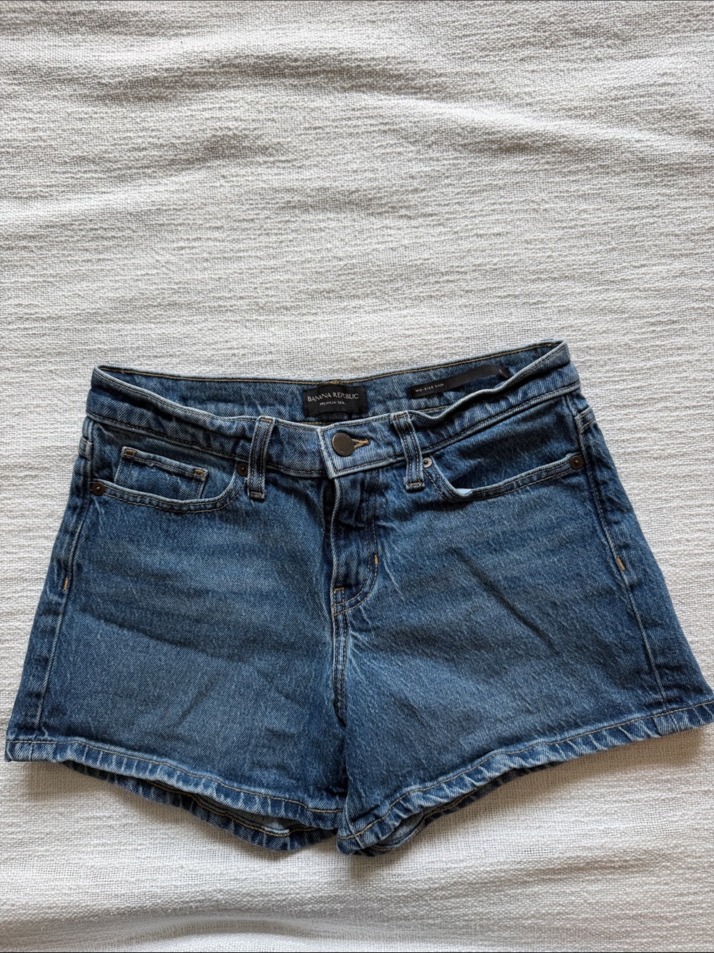 Banana Republic Medium Blue Denim High-Rise Women's Shorts